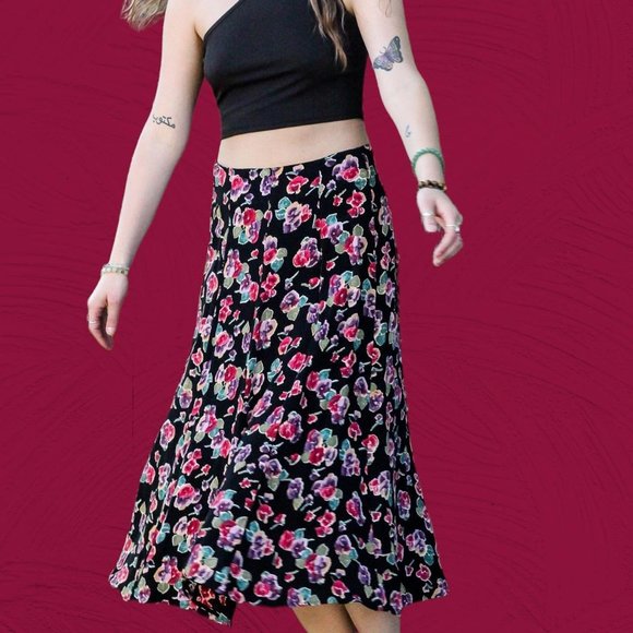 Vintage Floral Skirt - Picture 3 of 4